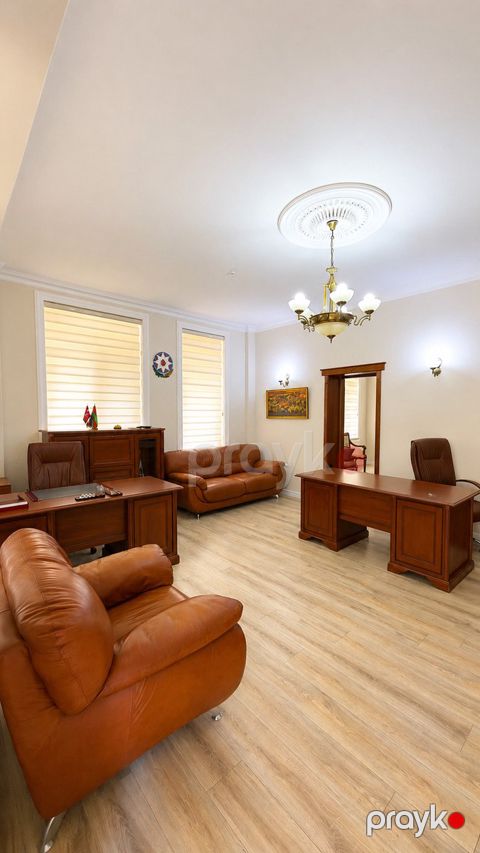 İcarəyə verilir 3 otaqlı ofis 90 m²