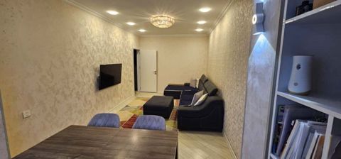 Satılır 3 otaqlı köhnə tikili 82 m² — Bakı