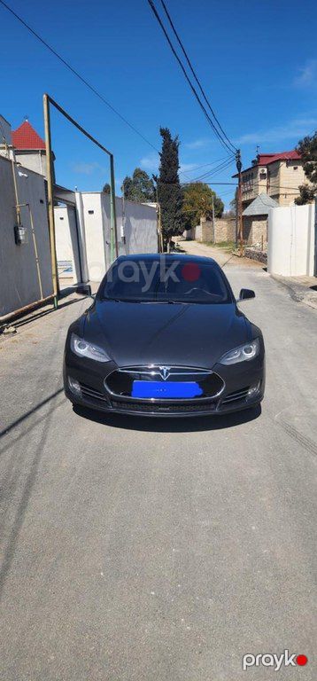 Tesla Model S, 85 kWh, 2015 il, 212 000 km — Bakı