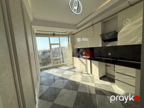 Satılır 3 otaqlı yeni tikili 130 m² — Bakı
