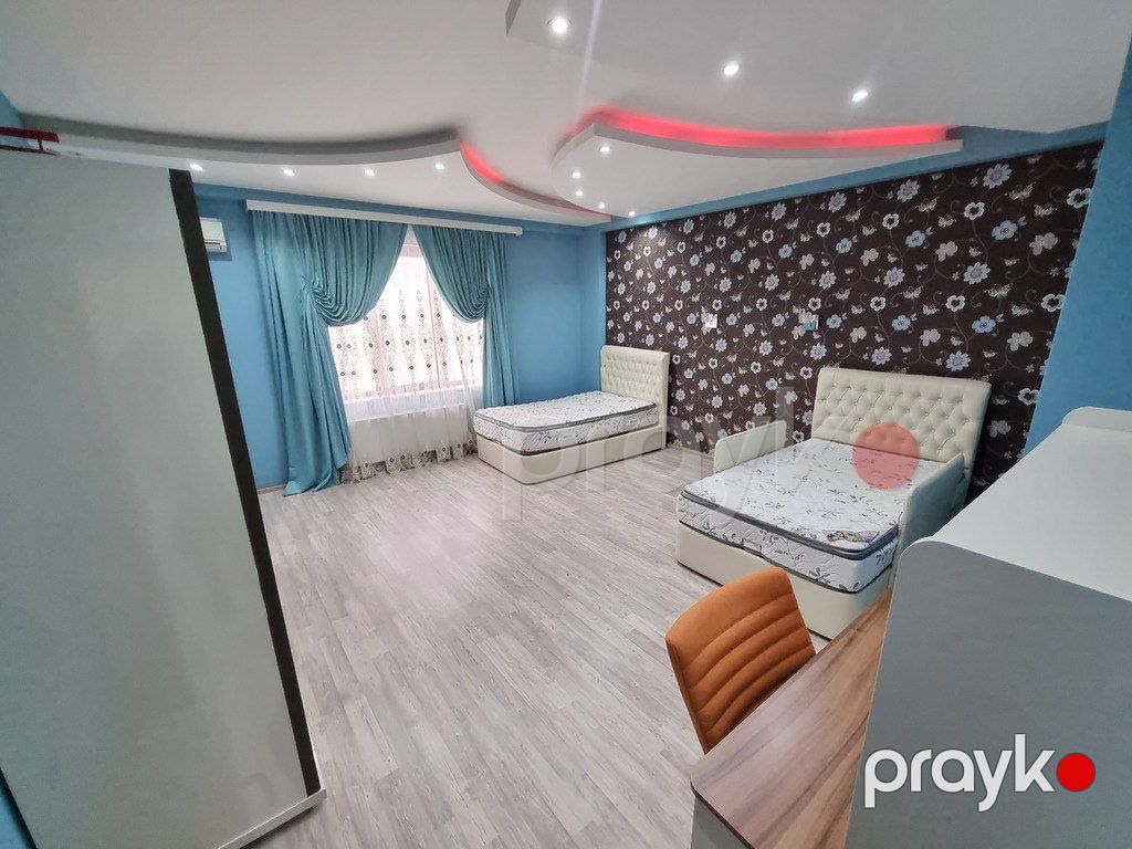 Satılır 4 otaqlı yeni tikili 200 m² — Mənzil, Bakı (4)