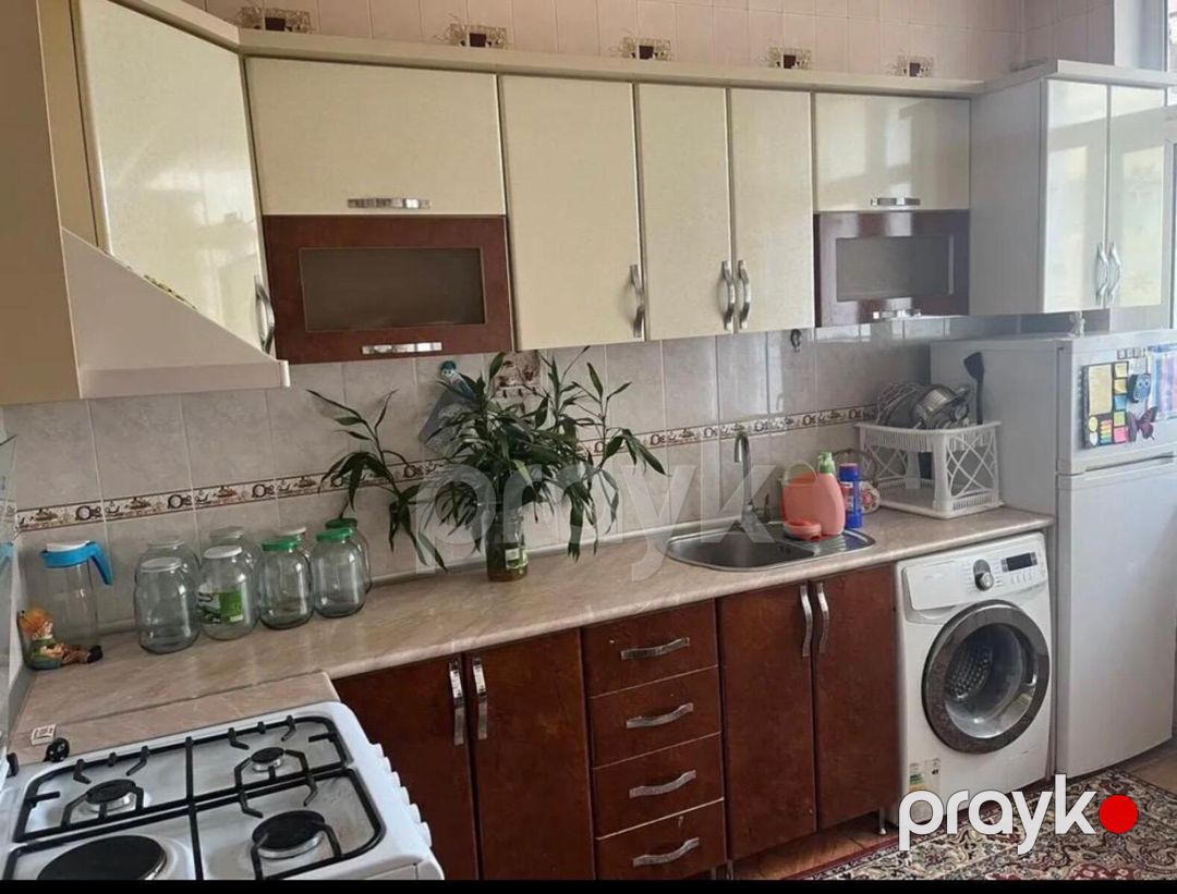 Satılır 2 otaqlı köhnə tikili 75 m² — Mənzil, Bakı (7)