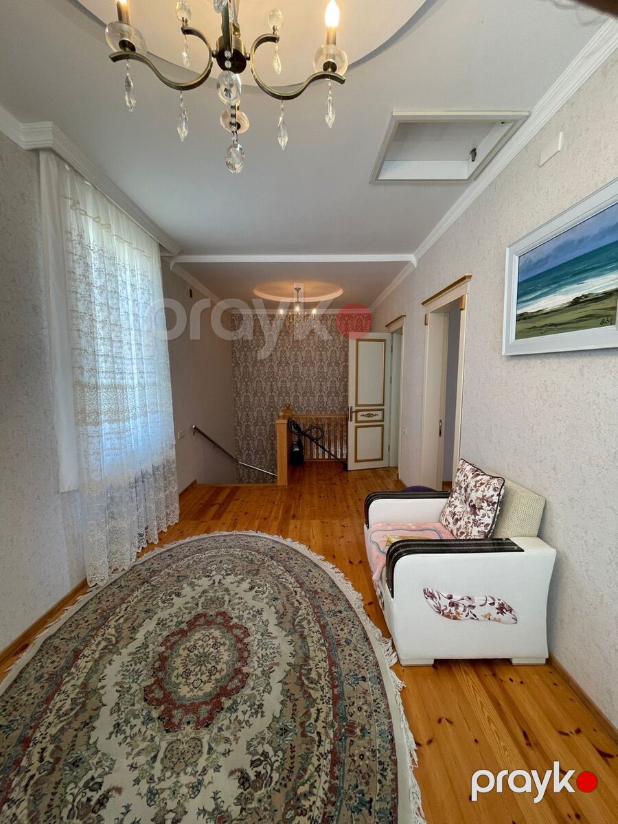 Satılır 4 otaqlı həyət evi/bağ evi 200 m² — Ev, villa, Bakı (2)