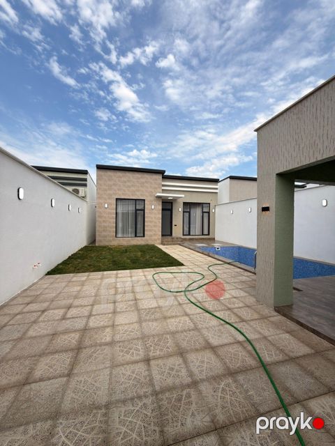 Satılır 4 otaqlı həyət evi/bağ evi 120 m² — Bakı