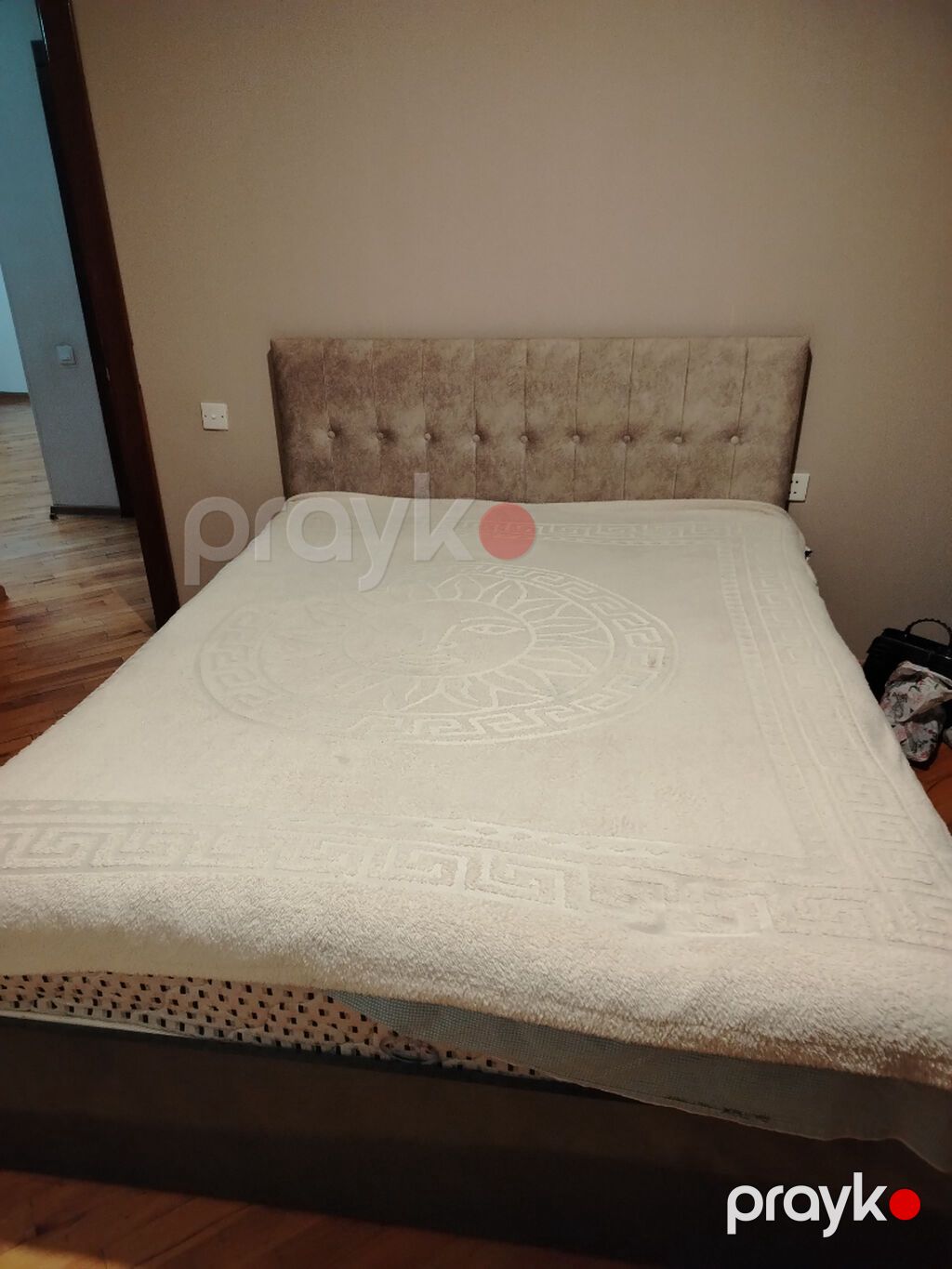 Bazalı 2 nəfərlik kravat satılır. 4 aydı alınıb. Bazalıdı, Matraslıdı — Yataqlar, Bakı (2)