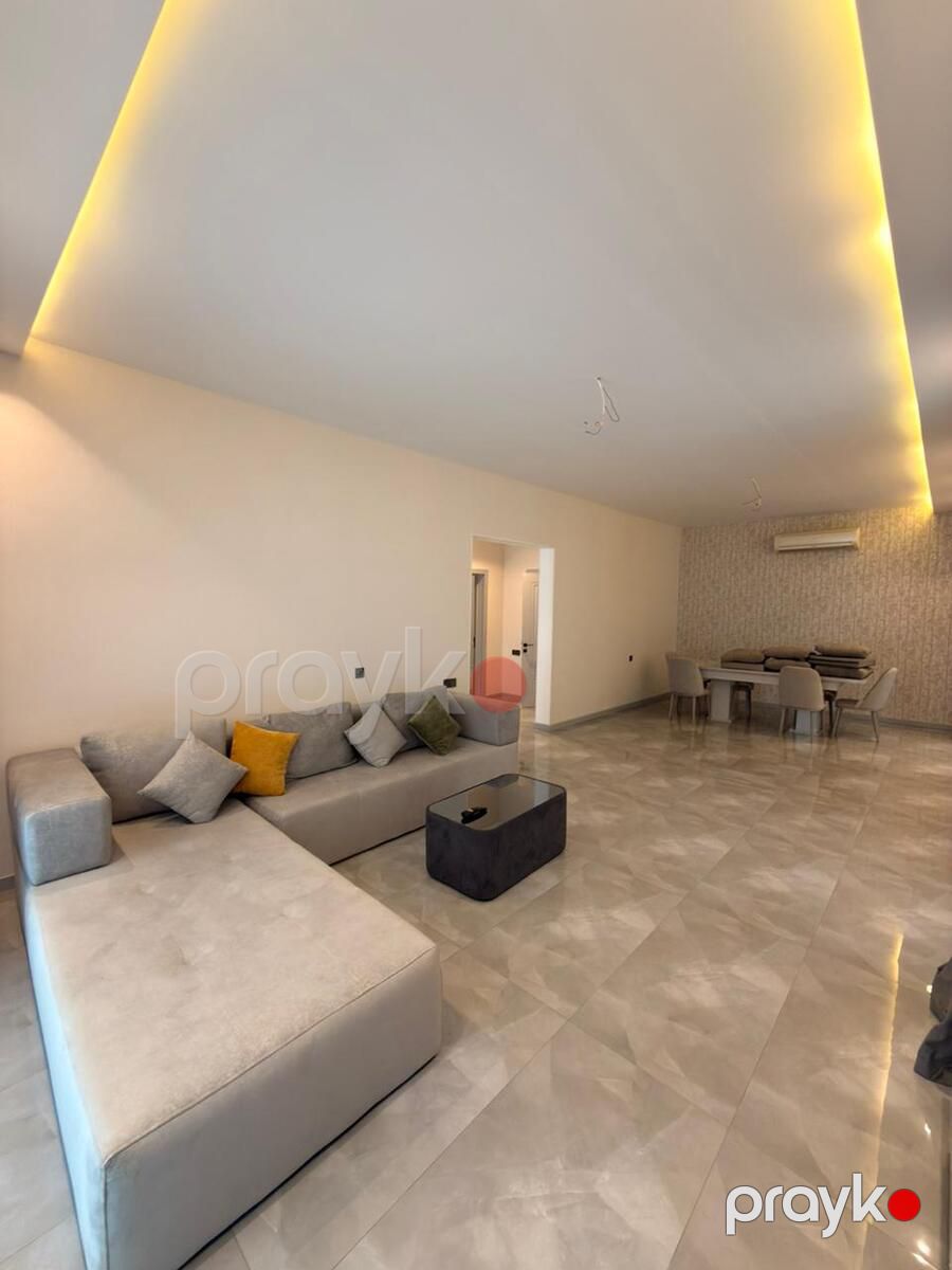 Satılır 4 otaqlı həyət evi/bağ evi 200 m² — Ev, villa, Bakı (9)