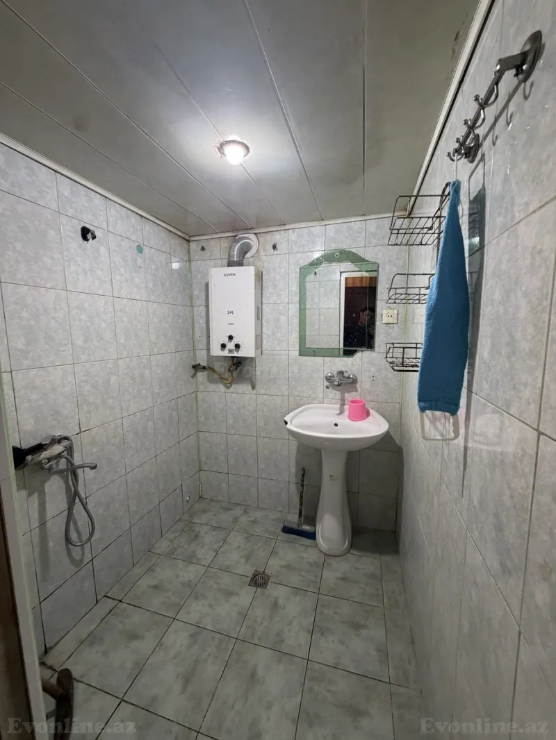 Satılır 2 otaqlı Mənzil Köhnə tikili 50 m² Bakı, Nəsimi r., Memar Əcəmi m — Mənzil, Bakı (5)