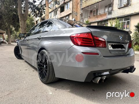 BMW 528, 2.0 L, 2013 il, 310 000 km