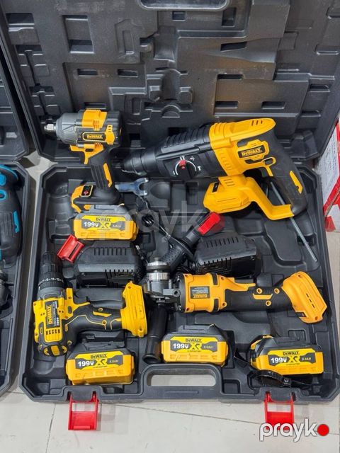 Dewalt çoxfunksiyalı akkumulyatorlu alət dəsti Komplektin tərkibi — Digah