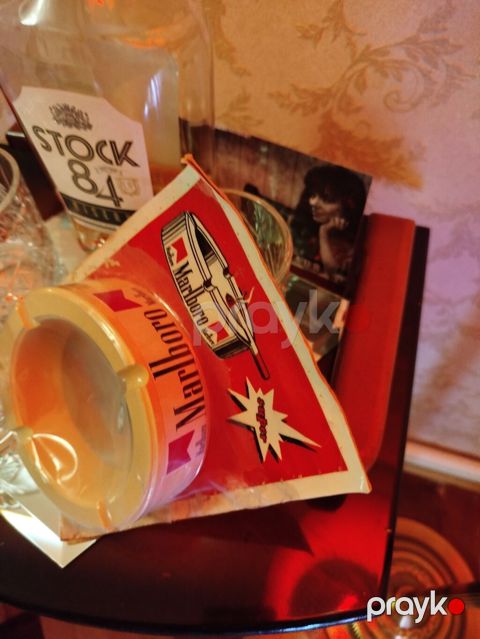 "Vintage Marlboro külqabı" 1980 qet təzə — Bakı