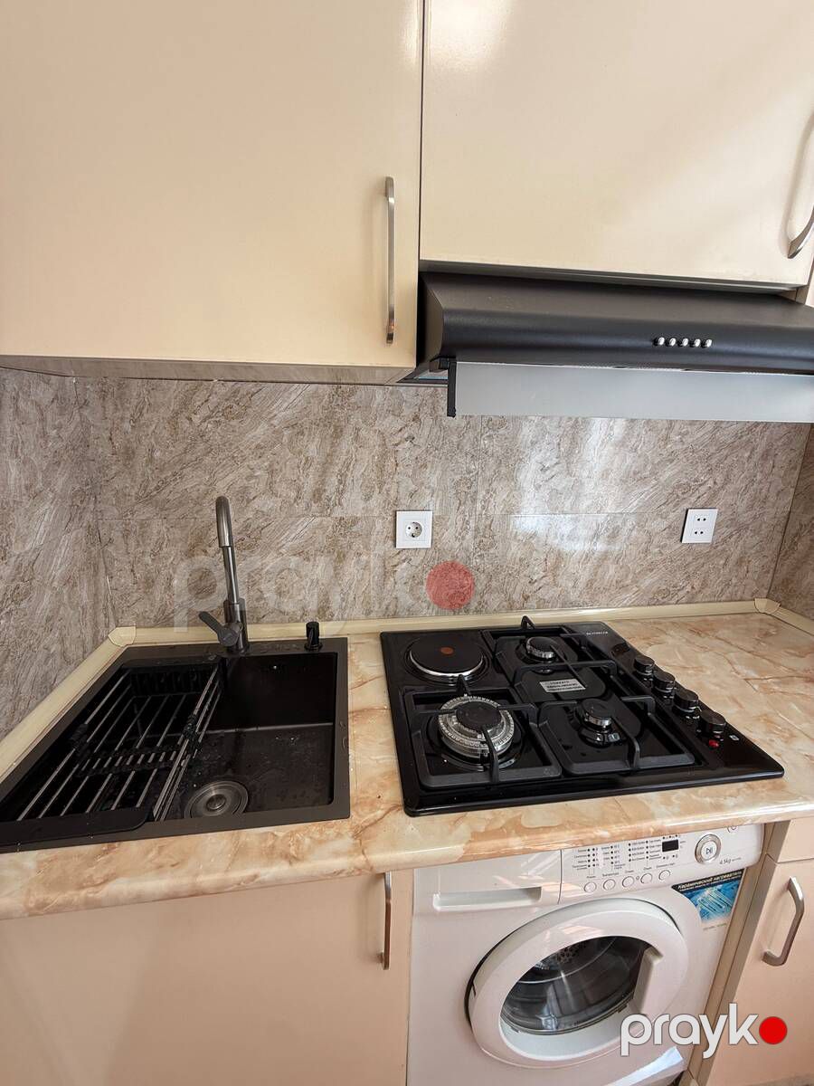 Satılır 2 otaqlı köhnə tikili 55 m² — Mənzil, Bakı (11)