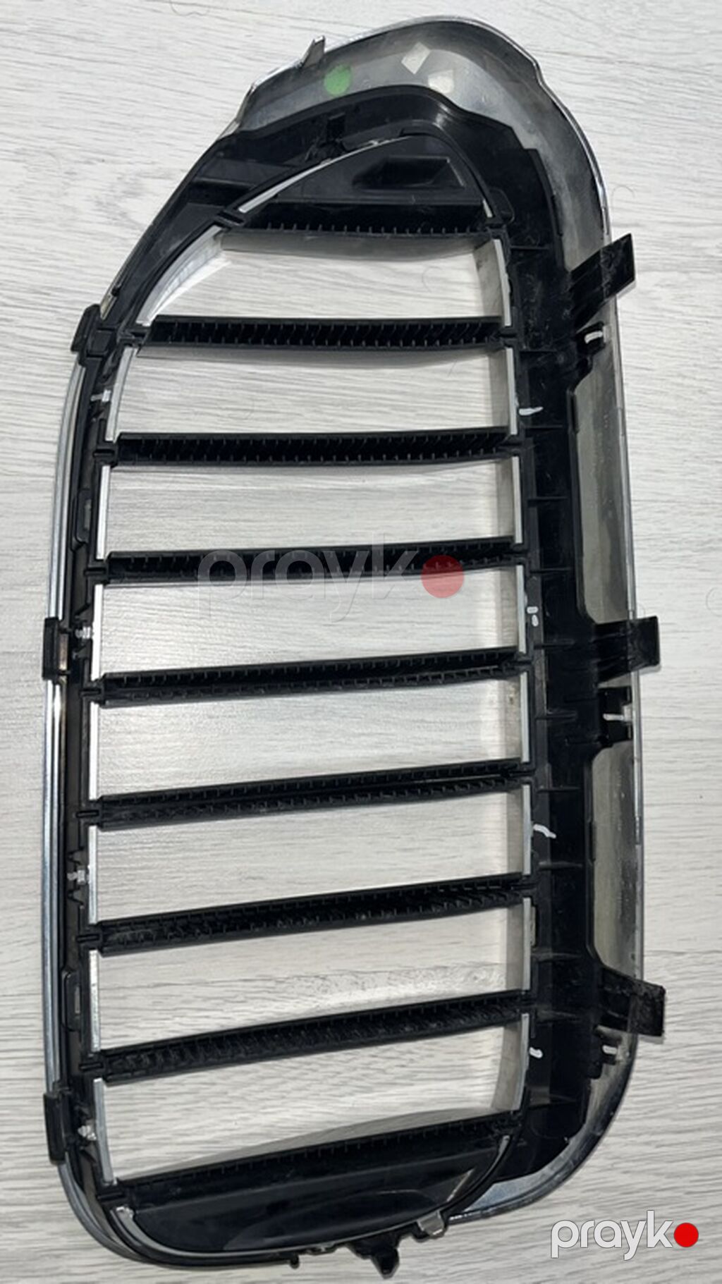 BMW G30ön radiator barmaqlığı (sağ/sol tək hissə),ustden cixmaideal — Kuzov hissələri, Bakı (3)