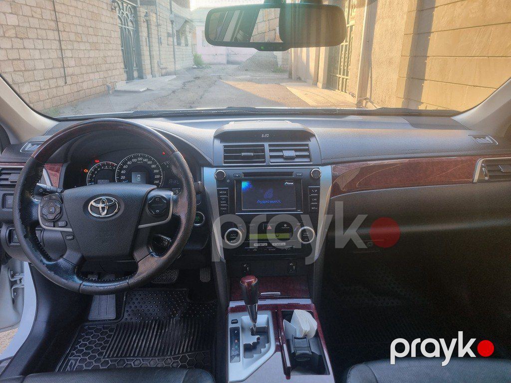Toyota Camry, 2.5 L, 2014 il, 220 000 km — Avtomobillər, Yevlax (9)