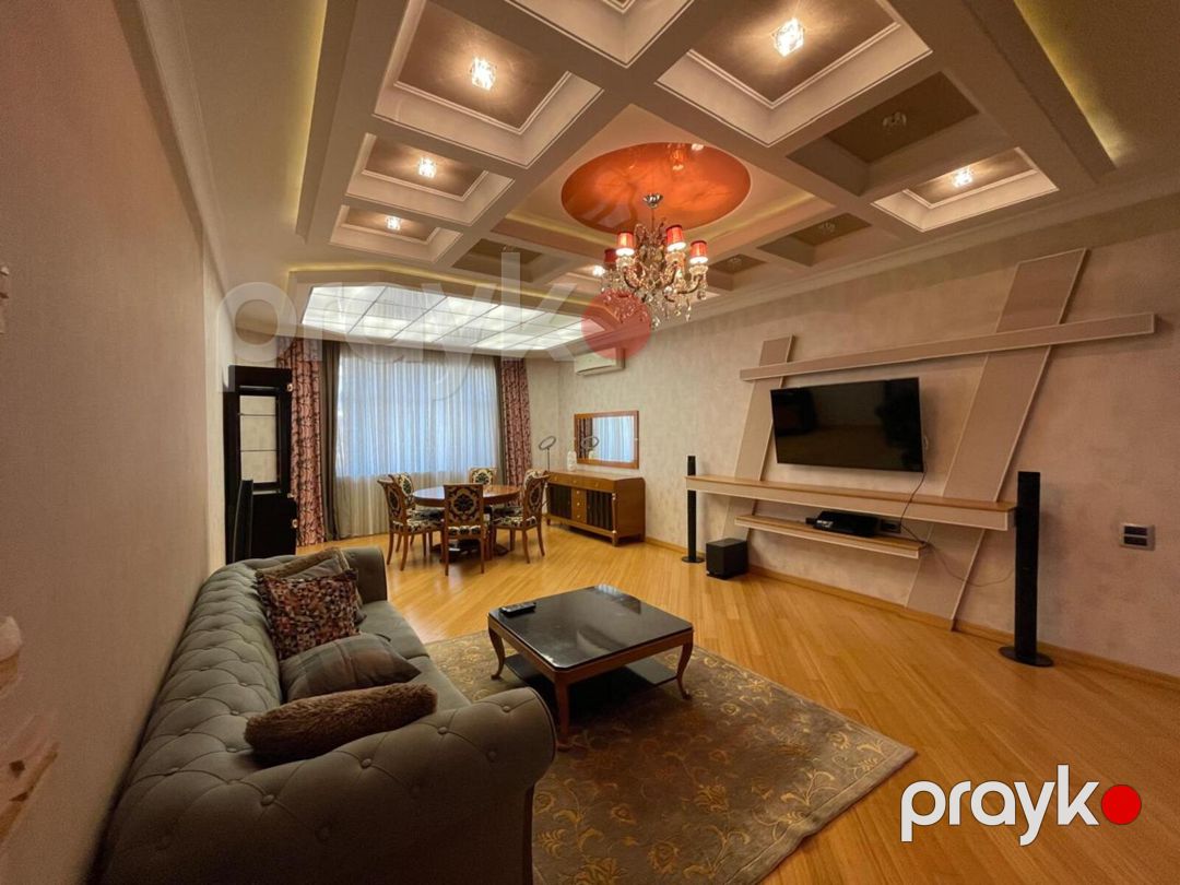 Satılır 4 otaqlı yeni tikili 190 m² — Mənzil, Bakı (2)