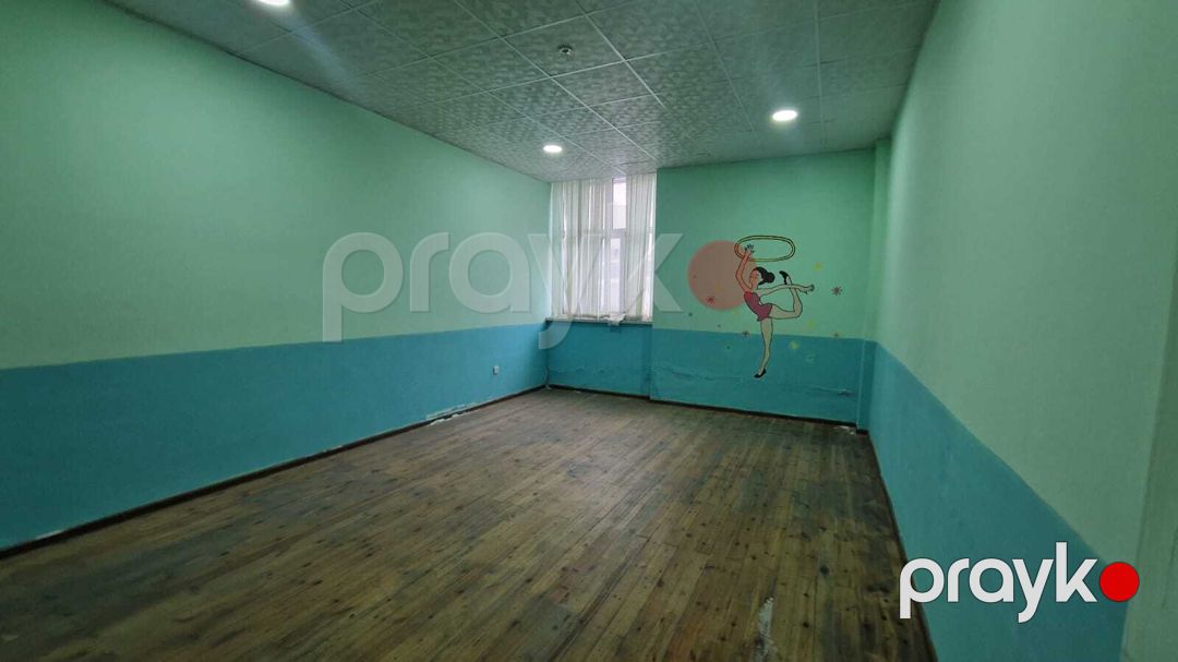 Satılır obyekt 365 m² — Əmlak, Bakı (10)