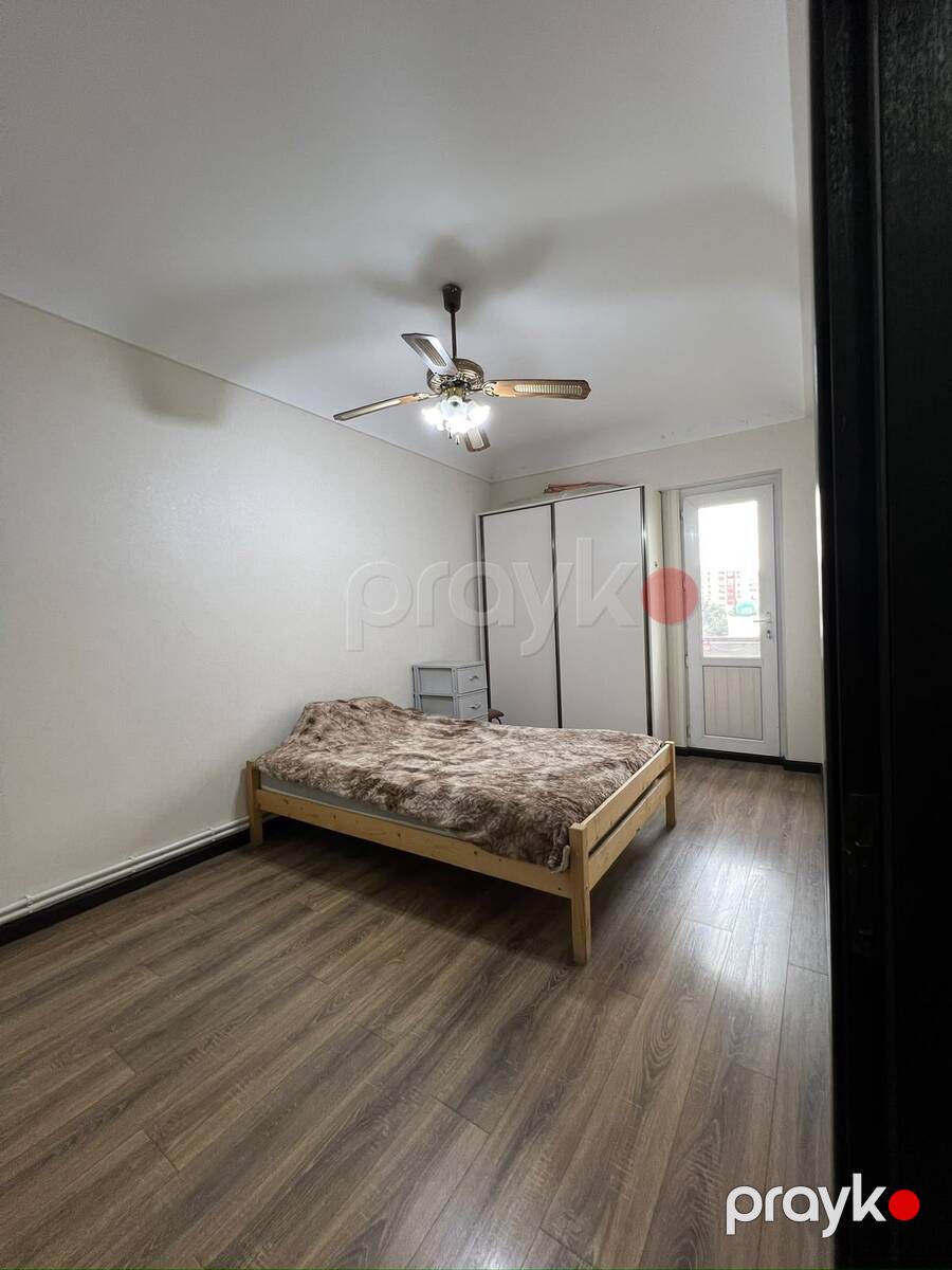Satılır 4 otaqlı köhnə tikili 100 m² — Mənzil, Bakı (12)