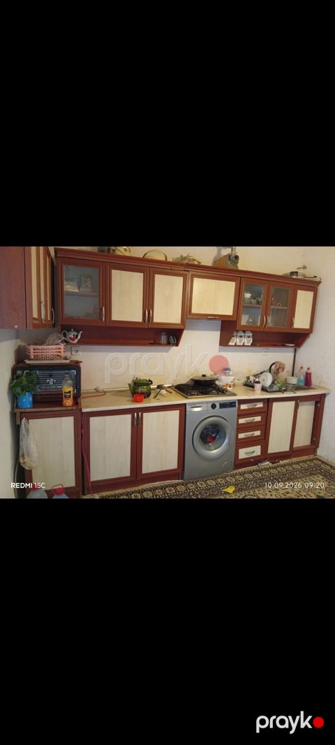 Metbex mebeli 160azn. Uzerinde yalniz moyka verilir. Olcu 3m — Bakı