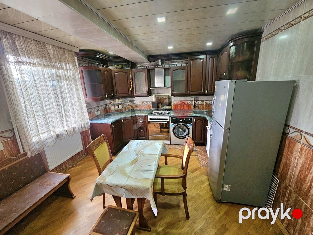 Satılır 2 otaqlı köhnə tikili 70 m² — Mənzil, Bakı (8)