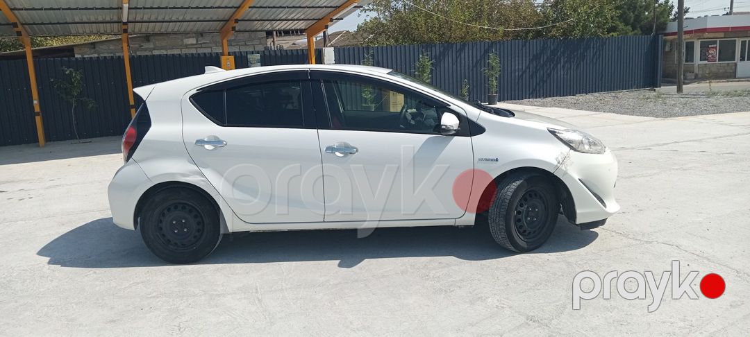 Toyota Aqua, 2018 il — Avtomobillər, Bakı (4)