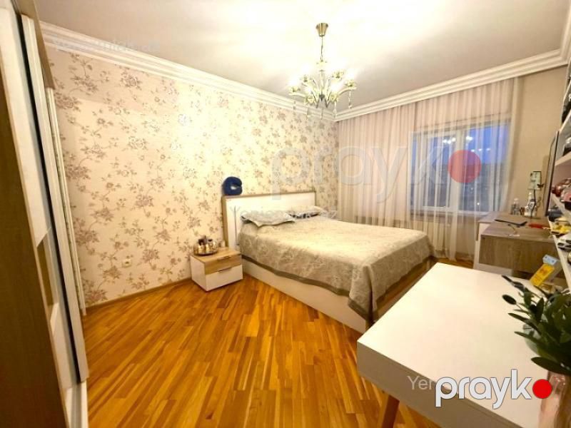 Satılır 5 otaqlı Bina evi menzil (Köhnə tikili), 120 m², Xətai rayonu — Mənzil, Bakı (4)
