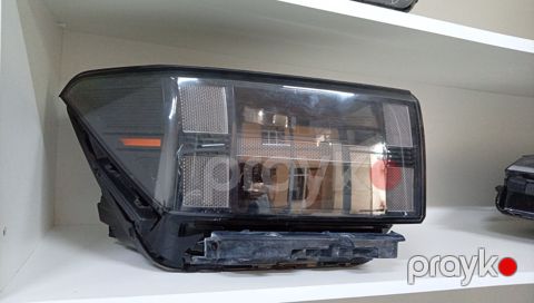 Hyundai SantaFe 2024-2025 farası — Bakı