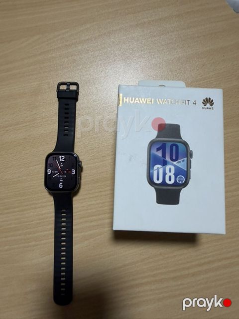 Huawei Watch Fit 4 ağıllı saat - Rəng: qara kəmər, düzbucaqlı korpus — Bakı