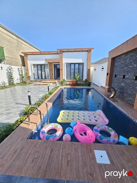 Satılır 4 otaqlı həyət evi/bağ evi 160 m² — Bakı