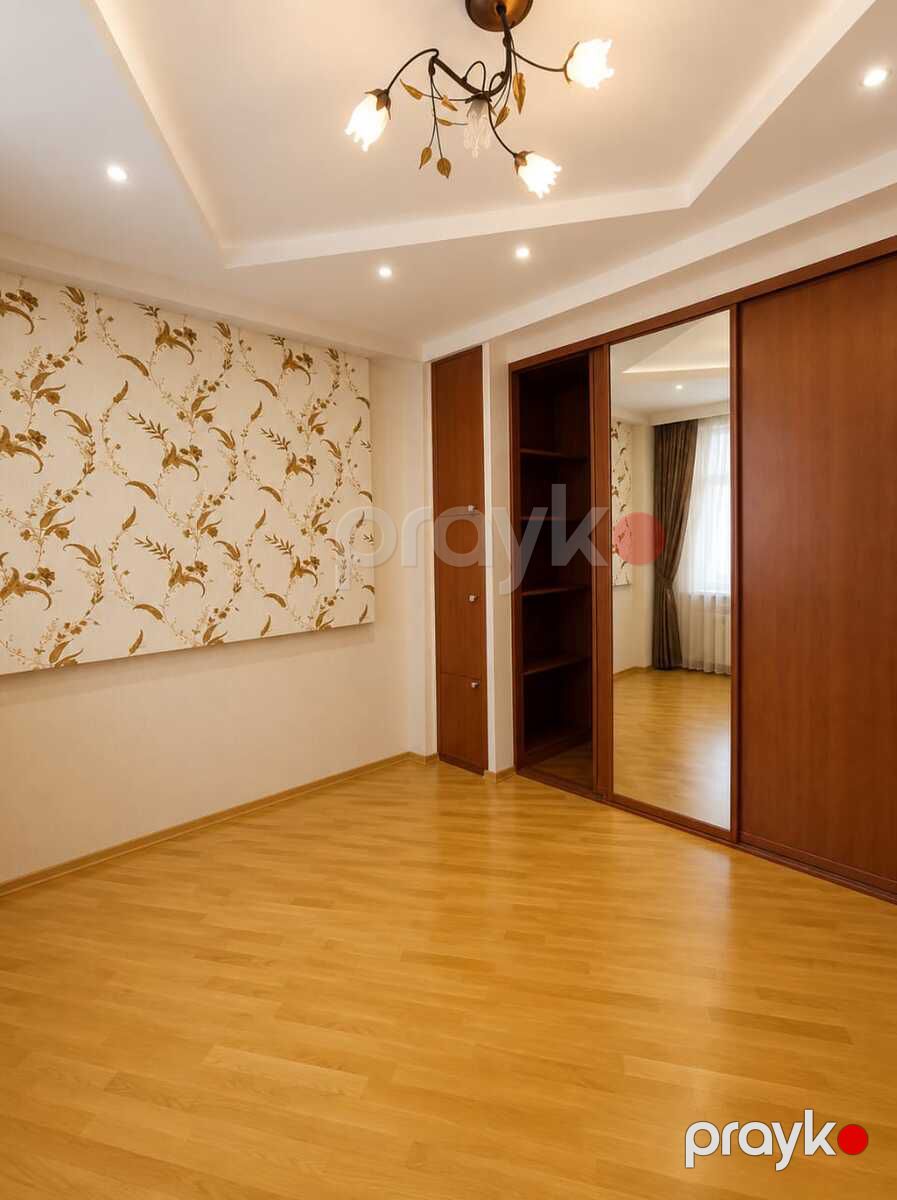 Satılır 4 otaqlı yeni tikili 250 m² — Mənzil, Bakı (7)