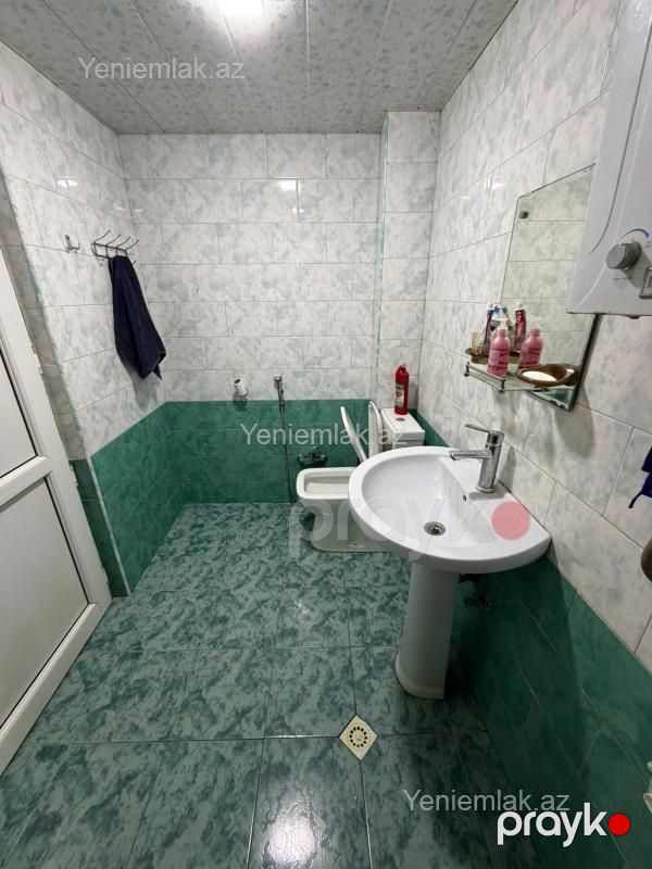 Satılır 3 otaqlı Bina evi menzil (Köhnə tikili), 65 m², Nizami rayonu — Mənzil, Bakı (12)