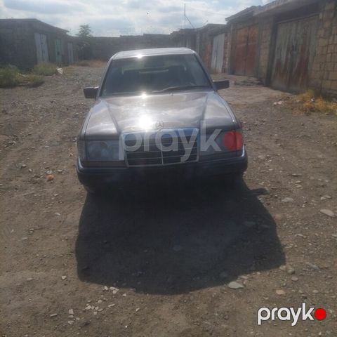 Mercedes 200 E, 2.0 L, 1995 il, 150 000 km — Astara