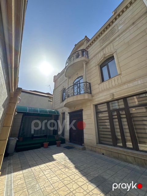 Satılır 6 otaqlı həyət evi/bağ evi 565 m² — Bakı