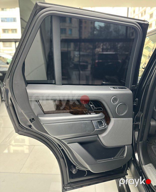 Land Rover Range Rover, 3.0 L, 2018 il, 127 936 km — Avtomobillər, Bakı (7)