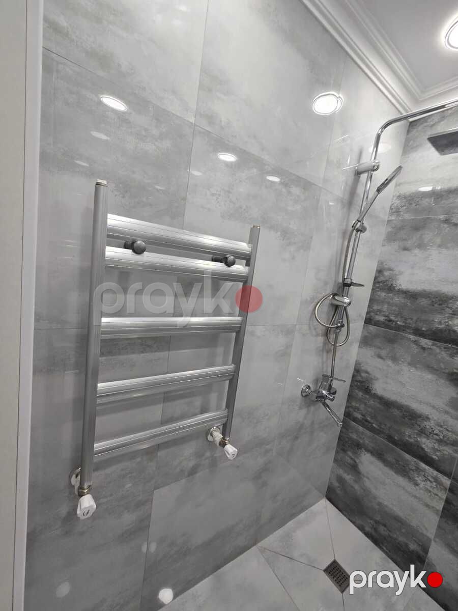 Satılır 2 otaqlı köhnə tikili 65 m² — Mənzil, Bakı (9)