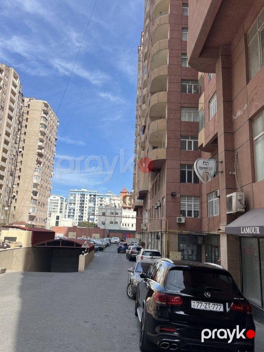 Satılır 4 otaqlı yeni tikili 200 m² — Mənzil, Bakı (2)