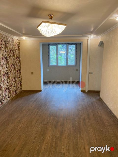 Satılır 3 otaqlı köhnə tikili 99 m² — Bakı