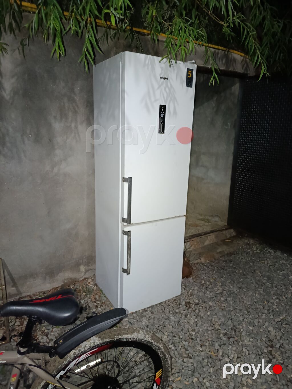 Whirlpool soyuducu (aşağıda dondurucu bölmə) - Brend: Whirlpool — Soyuducular, Digah (3)