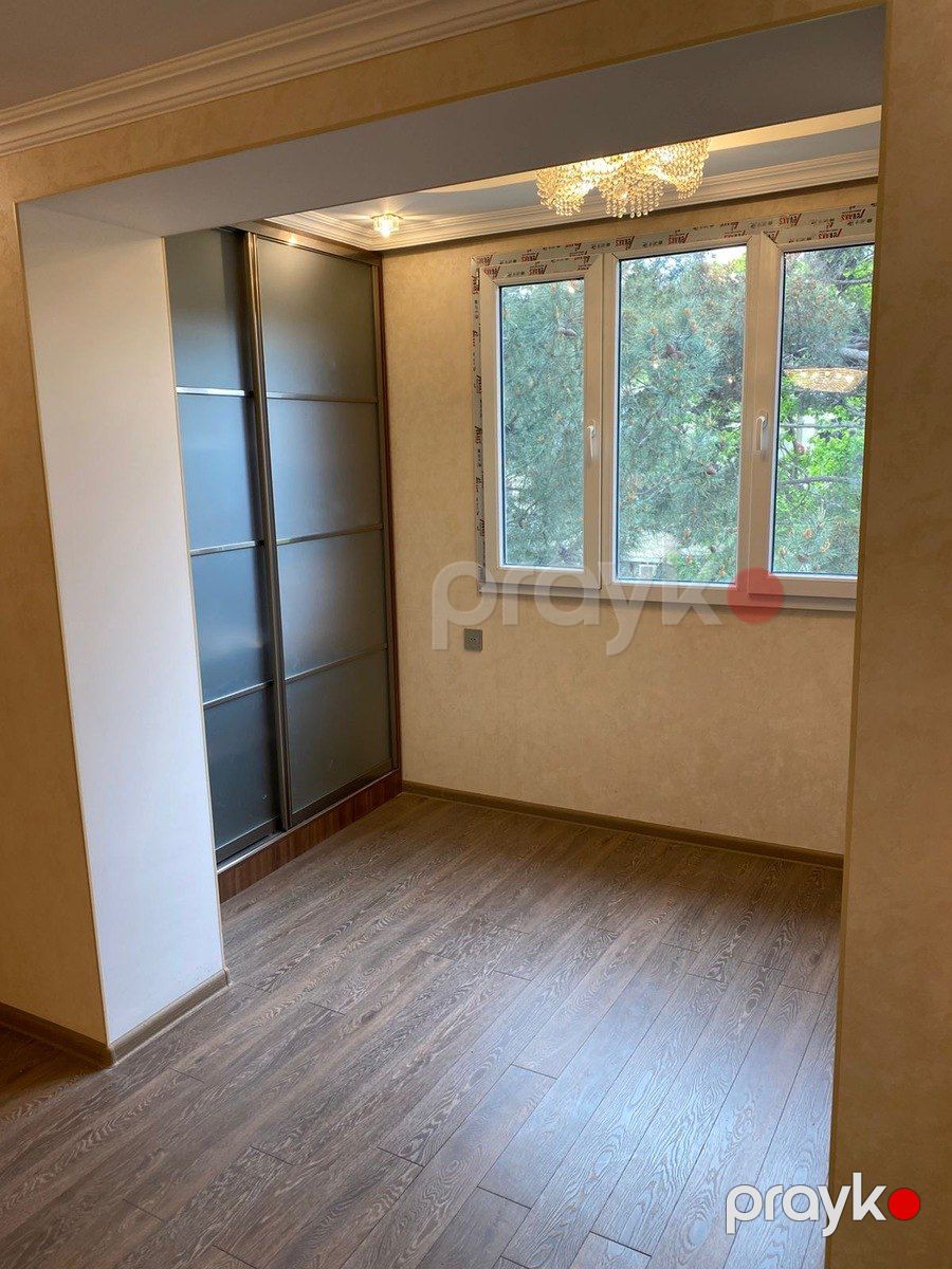 Satılır 3 otaqlı köhnə tikili 99 m² — Mənzil, Bakı (4)