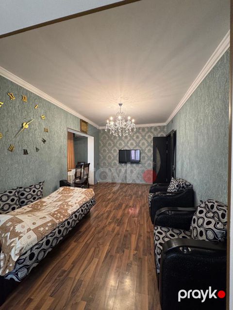 Satılır 2 otaqlı köhnə tikili 65 m² — Bakı