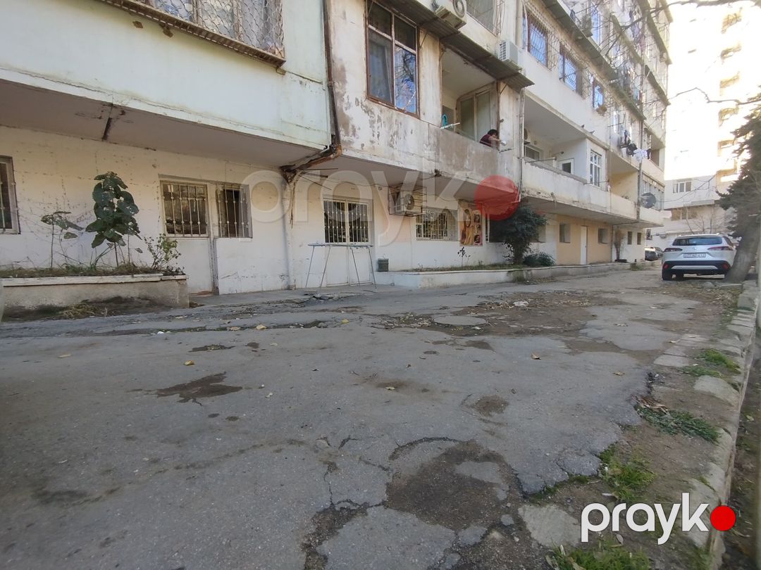 Satılır obyekt 237 m² — Əmlak, Bakı (3)