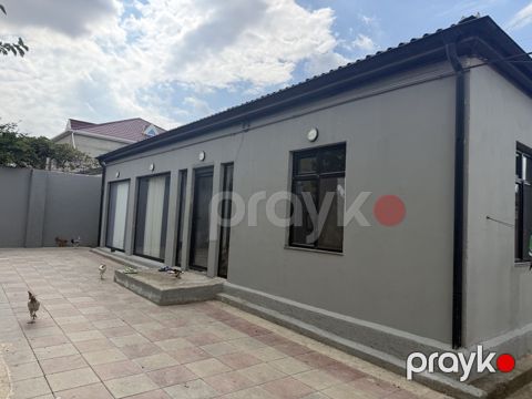 Həyət evi, Binəqədi r — Bakı