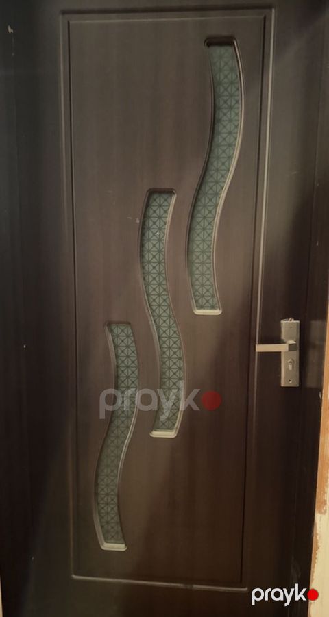 7 ədəd qapıdı,biri 35 manatdı komplekt satılır real alıcıya endirim — Bakı