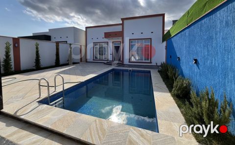 Satılır 4 otaqlı həyət evi/bağ evi 124 m² — Bakı