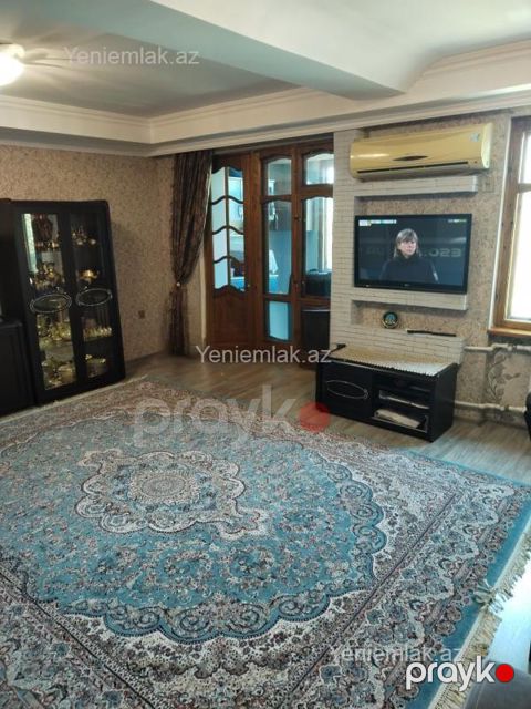Satılır 4 otaqlı Bina evi menzil (Köhnə tikili), 90 m², 5-ci mikrorayon — Sumqayıt