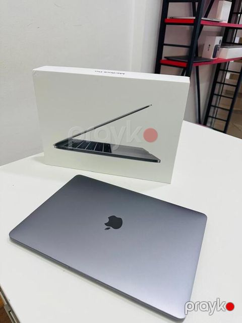 Apple MacBook Pro 13 16GB — Bakı