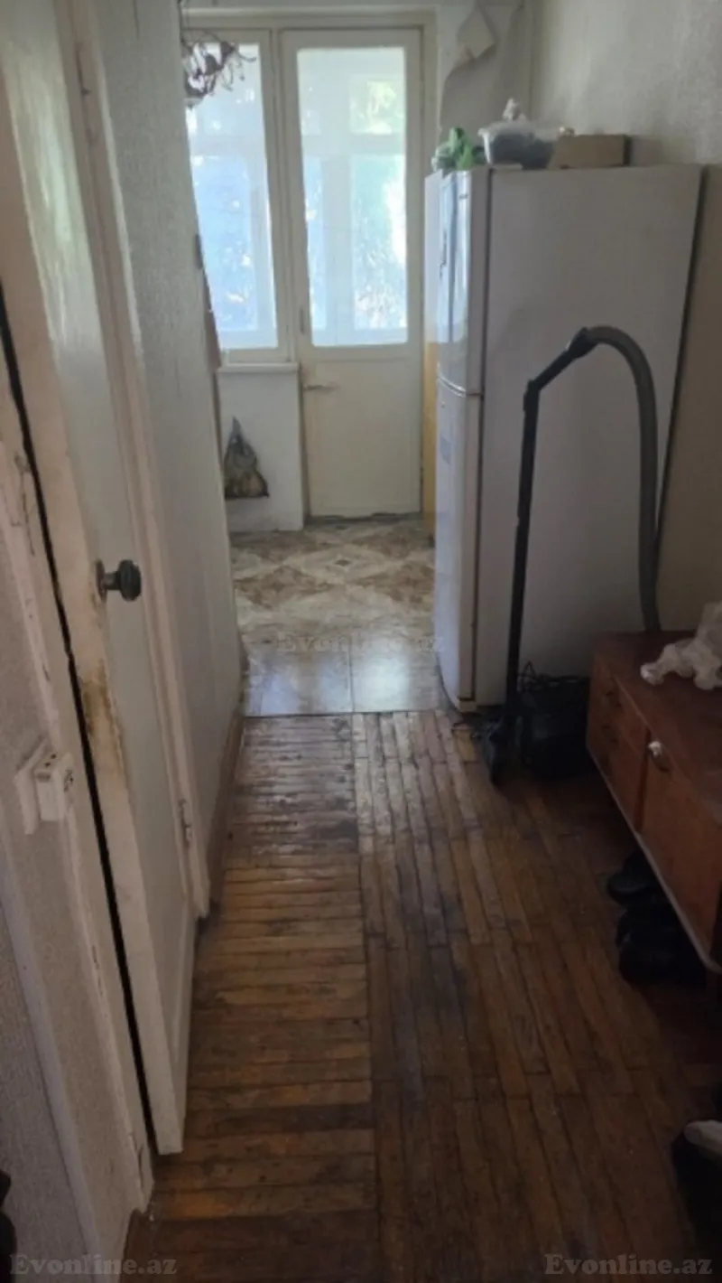 Satılır 1 otaqlı Mənzil Köhnə tikili 45 m² Bakı, Xətai r., Həzi Aslanov m — Mənzil, Bakı (3)