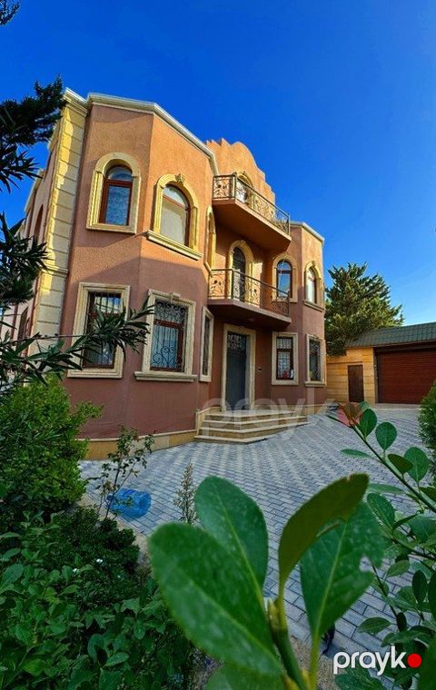Satılır 8 otaqlı həyət evi/bağ evi 375 m² — Bakı