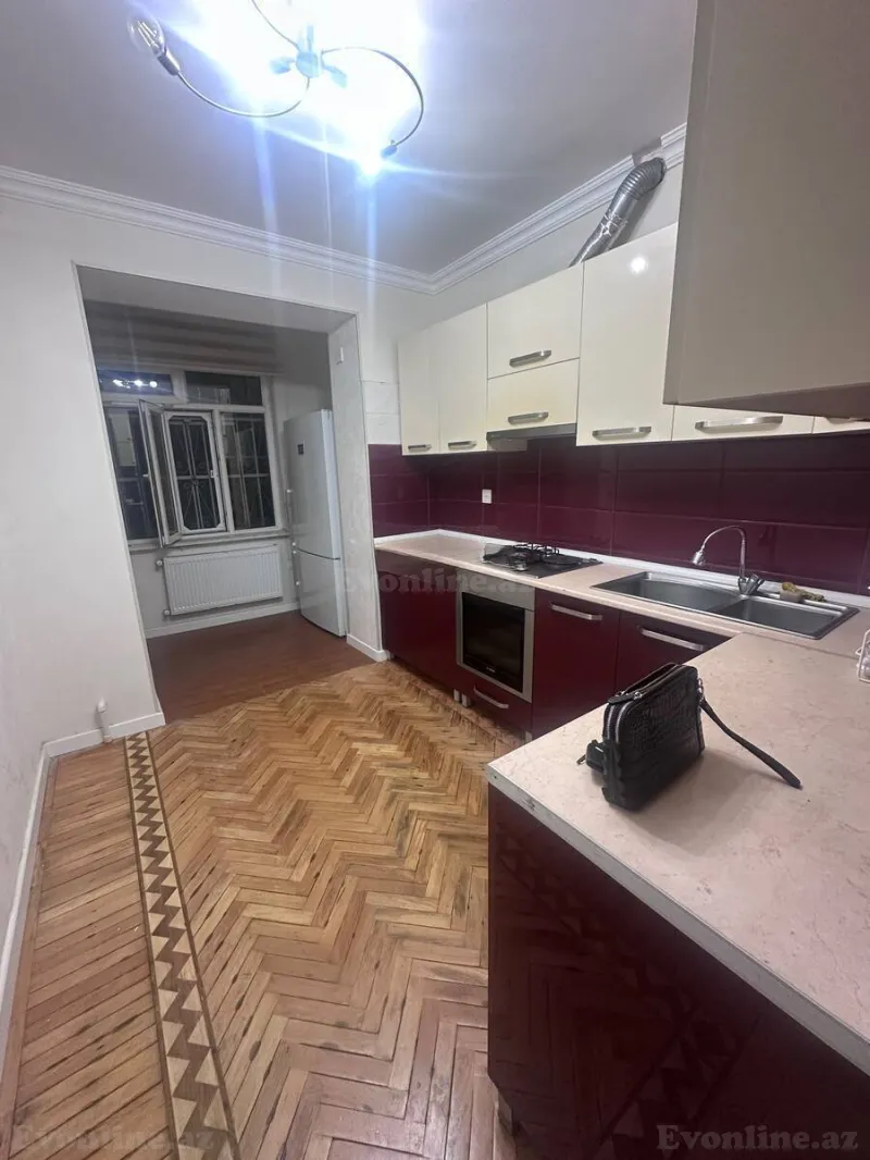 Kirayə verilir 2 otaqlı Mənzil Köhnə tikili 55 m² Bakı, Nərimanov r., Gənclik m — Sabir bəy — Apartment