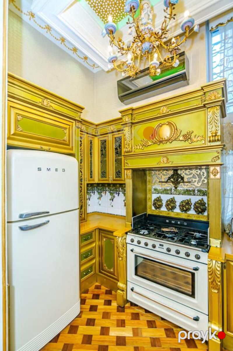 İcarəyə verilir 5 otaqlı köhnə tikili 204 m² — Mənzil, Bakı (6)