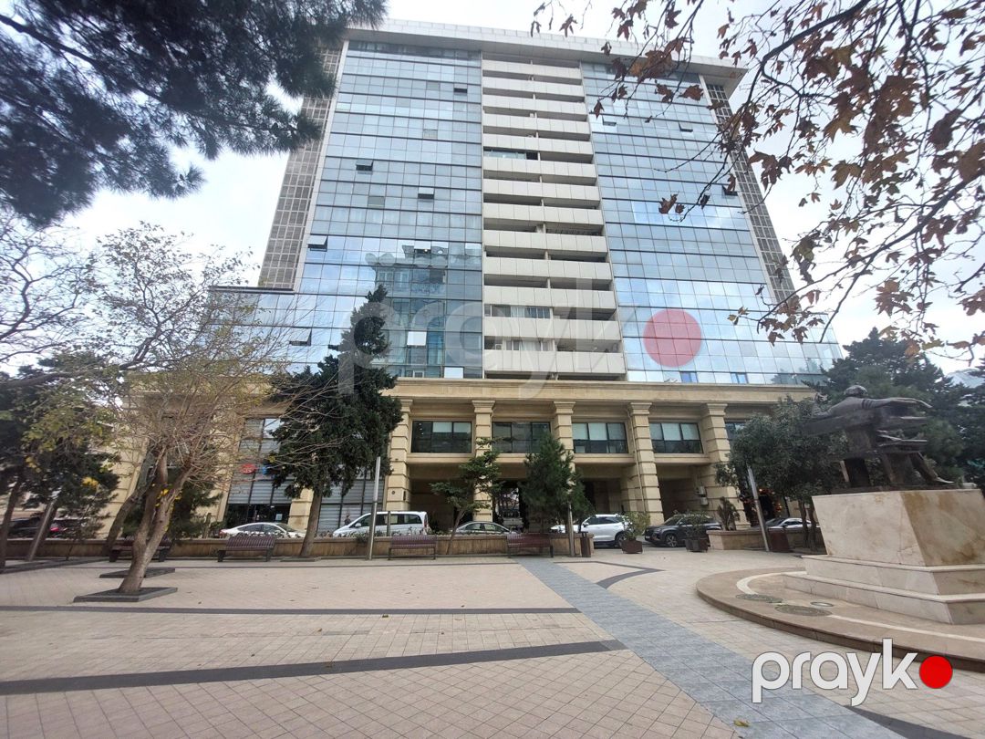 Satılır 3 otaqlı köhnə tikili 110 m² — Mənzil, Bakı (2)