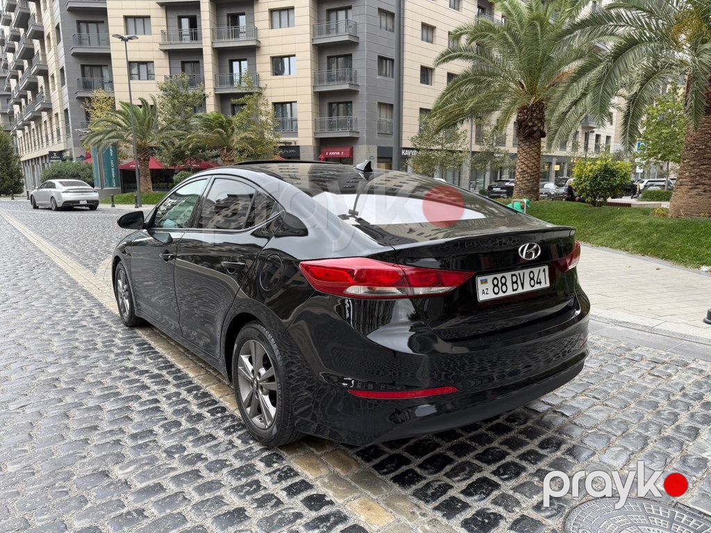Hyundai Elantra, 2.0 L, 2018 il, 214 365 km — Avtomobillər, Bakı (4)